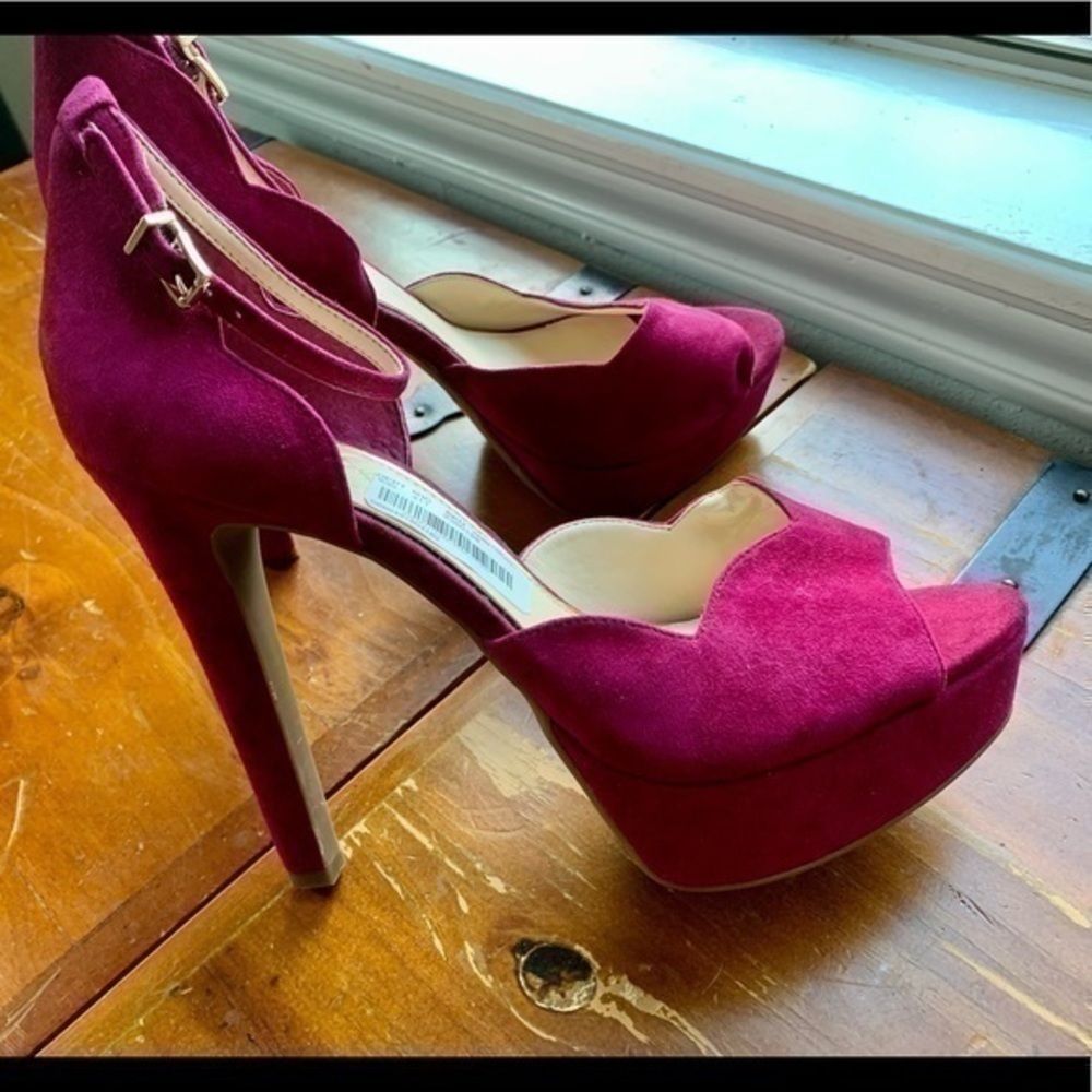 Jessica Simpson Bilick platform heel - Picture 10 of 15